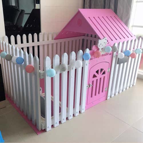 parc pour chien rose