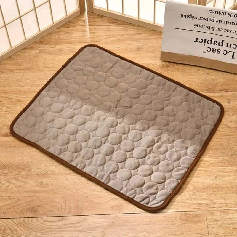 tapis-rafraichissant-chien